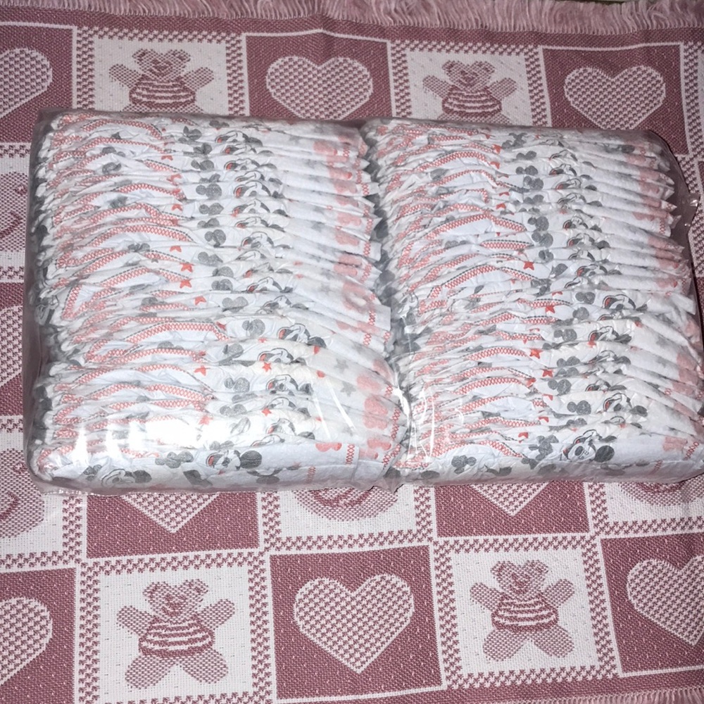 Huggies size 4. snug and dry. 44 count